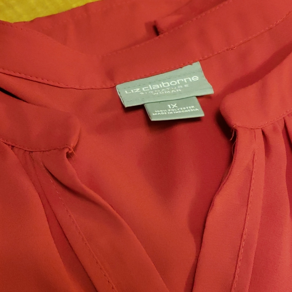GUC Liz Claiborne Signature Woman Long Sleeved Top - Picture 7 of 7